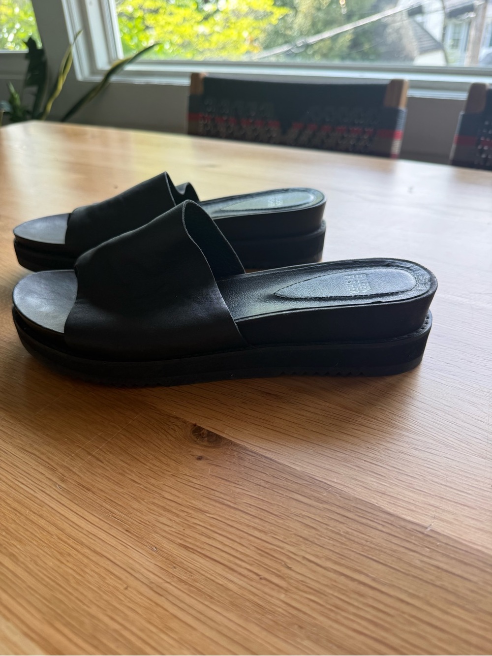 Eileen Fisher Black Leather Platform Slide Sandals - Picture 3 of 5